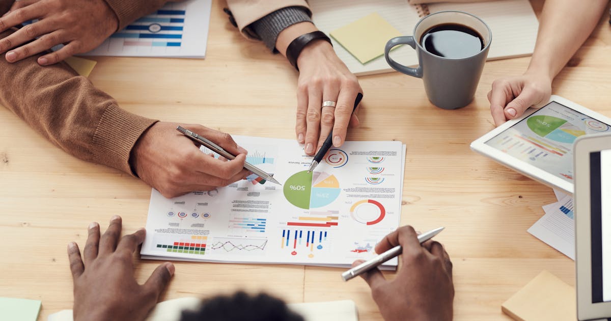 Click-to-WhatsApp Ads: Track ROI from First Click to Sale